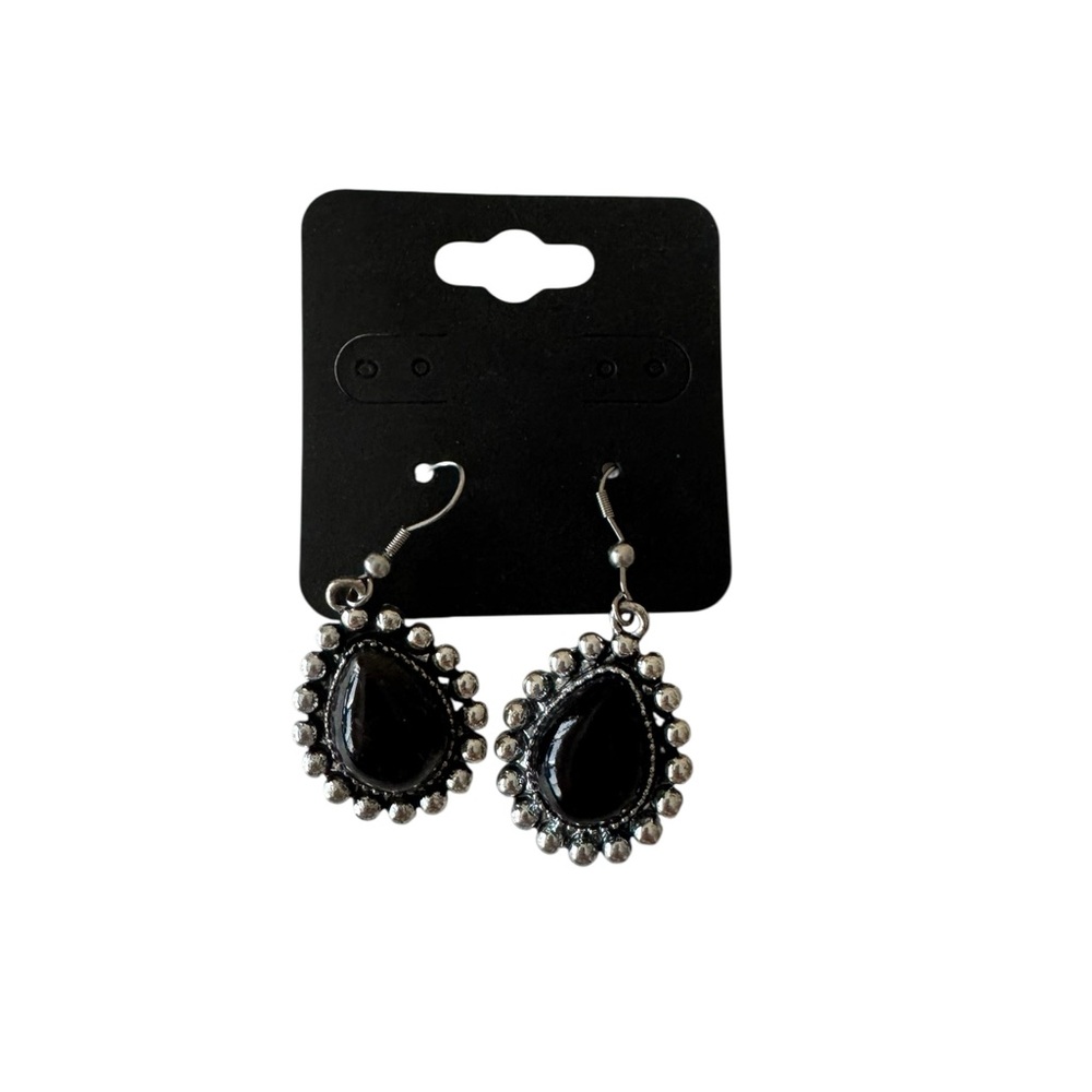 Black and Silver Teardrop Earrings Chic Classy Y2K Retro